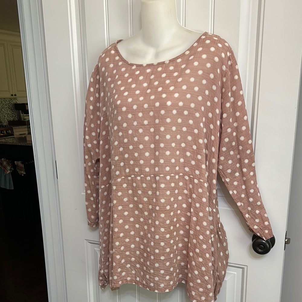 YEA Tan White Polk Dot Tunic L/XL